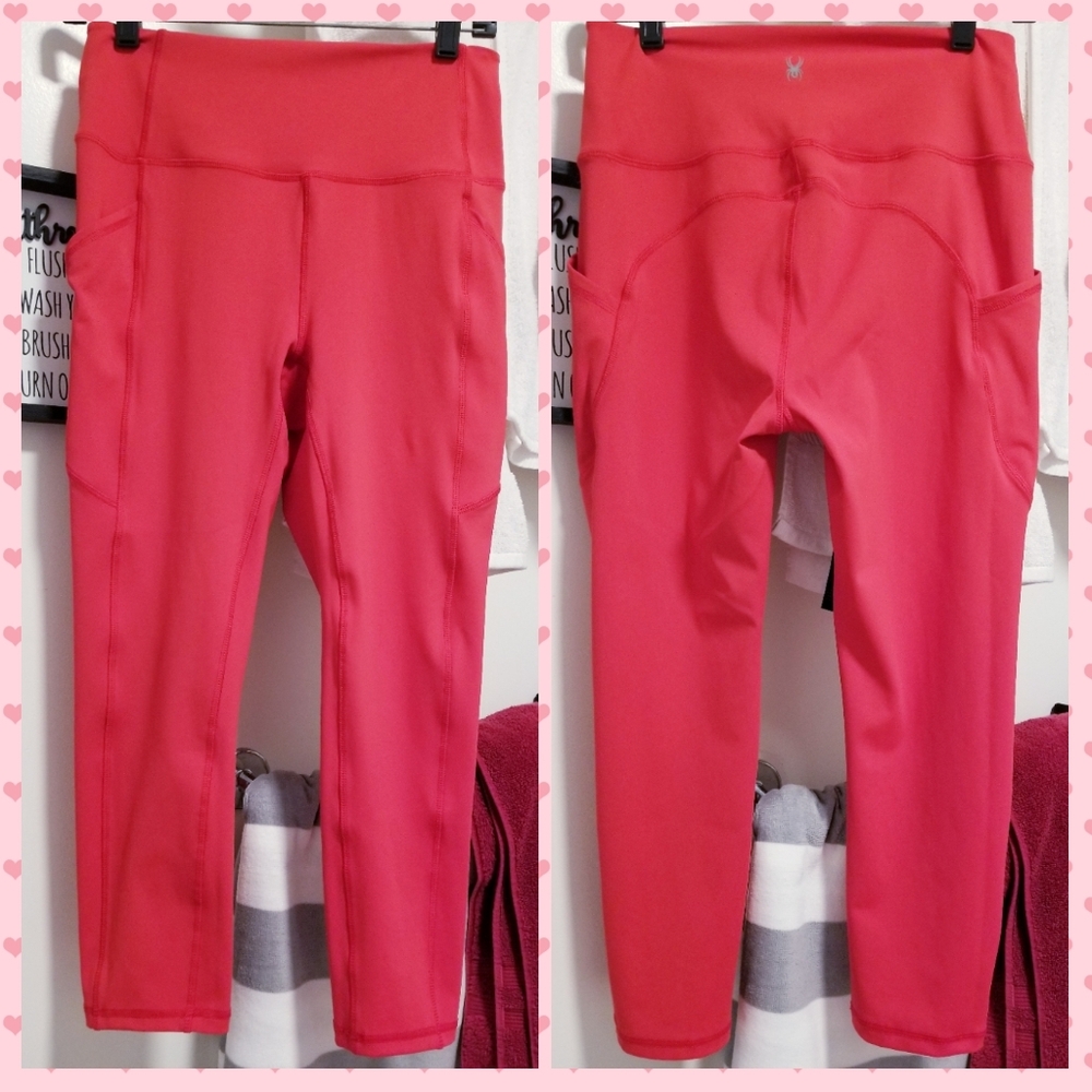 **SOLD** SPYDER Active Leggings Size M
